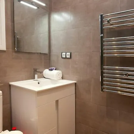 Bed&bcn Enamorats Apartman